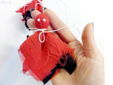 3 Anhänger Stoffgeister rot